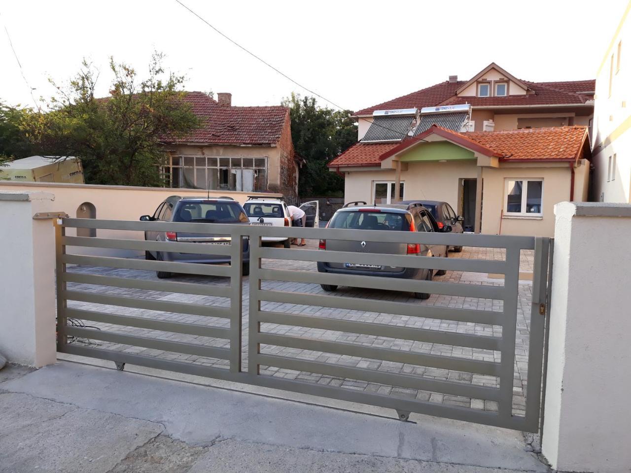 Vila & Apartments Matea Gevgelija Exteriér fotografie