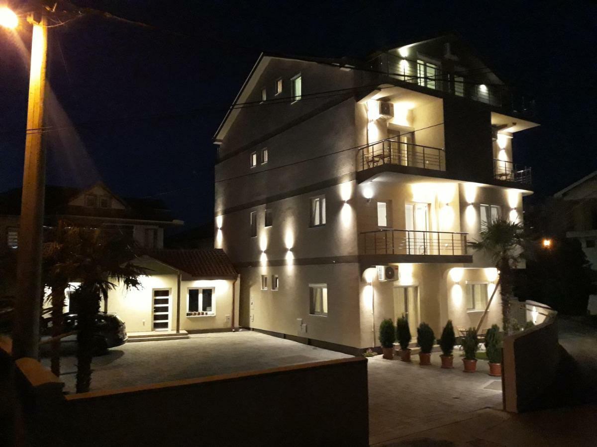 Vila & Apartments Matea Gevgelija Exteriér fotografie